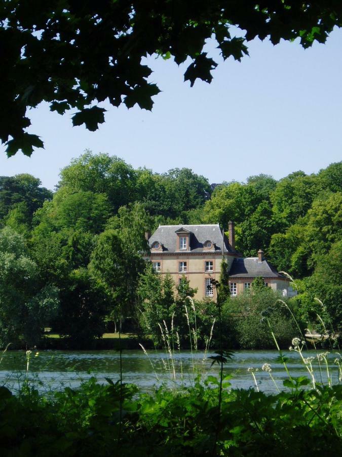 Chateau Rouillon D'Allest Hotel Chartrettes Exterior photo